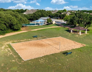 1503 Terrace View Dr - Photo Thumbnail 18