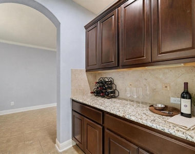 1503 Terrace View Dr - Photo Thumbnail 15