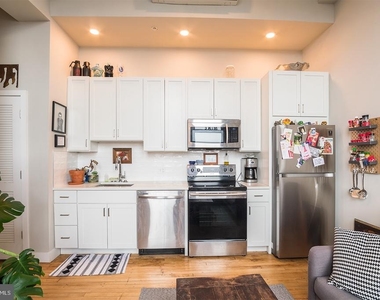 1300 S 19th Street - Photo Thumbnail 2