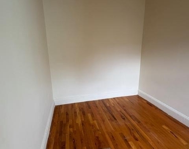 716 Hoffman Street - Photo Thumbnail 12