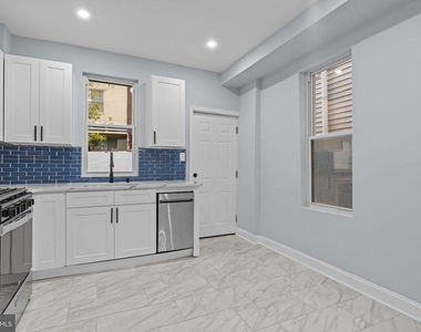 1612 S 24th Street - Photo Thumbnail 8