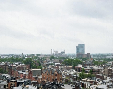 2020 Walnut Street - Photo Thumbnail 9