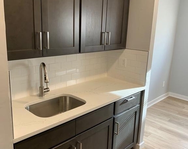 5424-5426 Rising Sun Avenue - Photo Thumbnail 3
