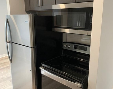 5424-5426 Rising Sun Avenue - Photo Thumbnail 2