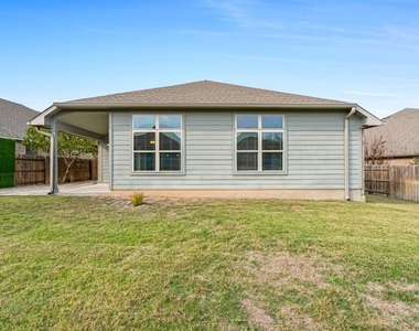 2923 Bluffstone Dr - Photo Thumbnail 30