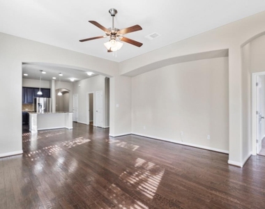 2923 Bluffstone Dr - Photo Thumbnail 23