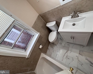 1812 S 57th Street - Photo Thumbnail 12