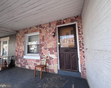 1812 S 57th Street - Photo Thumbnail 1