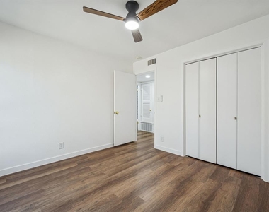 7801 Shoal Creek Blvd - Photo Thumbnail 13