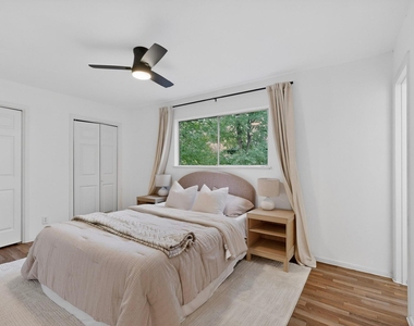 9807 Dallum Dr - Photo Thumbnail 13