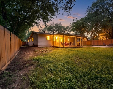 9807 Dallum Dr - Photo Thumbnail 30