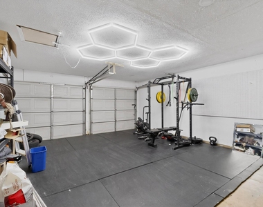 9807 Dallum Dr - Photo Thumbnail 27