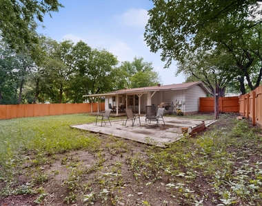 9807 Dallum Dr - Photo Thumbnail 32