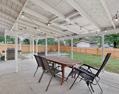 9807 Dallum Dr - Photo Thumbnail 29