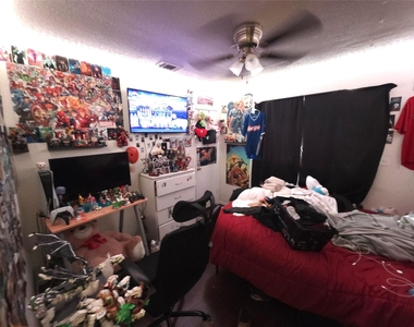 1600 Hollow Tree Blvd - Photo Thumbnail 10