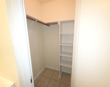 1600 Hollow Tree Blvd - Photo Thumbnail 11