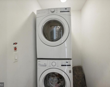 1500 N Myrtlewood Street - Photo Thumbnail 10