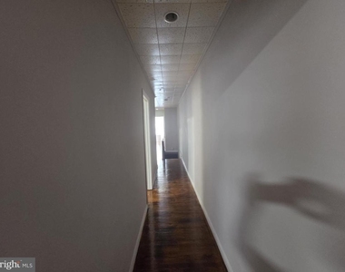 633 E Allegheny Avenue - Photo Thumbnail 34