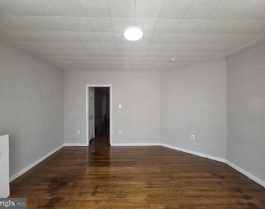 633 E Allegheny Avenue - Photo Thumbnail 38