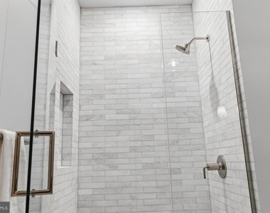 8623 Germantown Unit 203 Avenue - Photo Thumbnail 22