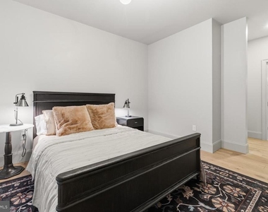 8623 Germantown Unit 203 Avenue - Photo Thumbnail 18