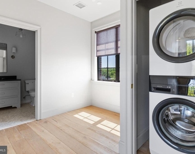8623 Germantown Unit 203 Avenue - Photo Thumbnail 30