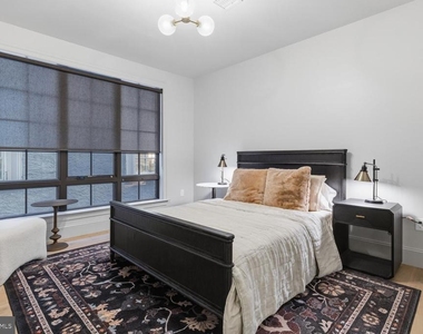 8623 Germantown Unit 203 Avenue - Photo Thumbnail 17