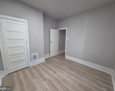 5137 Marion Street - Photo Thumbnail 11