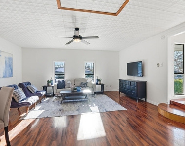 13004 Esplanade St - Photo Thumbnail 27