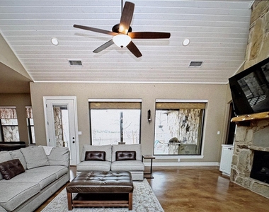 126 Packsaddle Dr - Photo Thumbnail 6