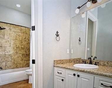 126 Packsaddle Dr - Photo Thumbnail 23