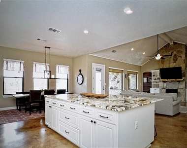 126 Packsaddle Dr - Photo Thumbnail 11