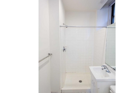 1411-3 Walnut Street - Photo Thumbnail 14
