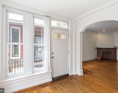 5361 Morse Street - Photo Thumbnail 3