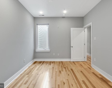 2007 E Susquehanna Avenue - Photo Thumbnail 11