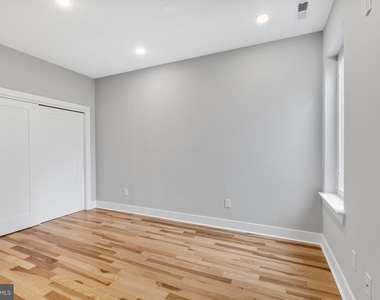 2007 E Susquehanna Avenue - Photo Thumbnail 9