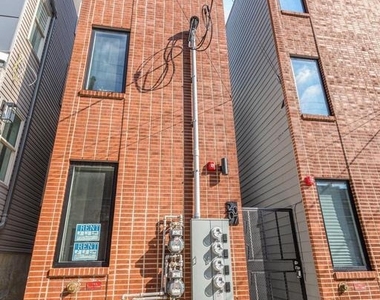 2007 E Susquehanna Avenue - Photo Thumbnail 21