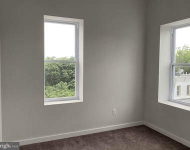 933 Belmont Avenue - Photo Thumbnail 9