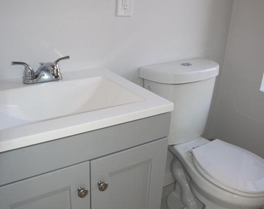 933 Belmont Avenue - Photo Thumbnail 2