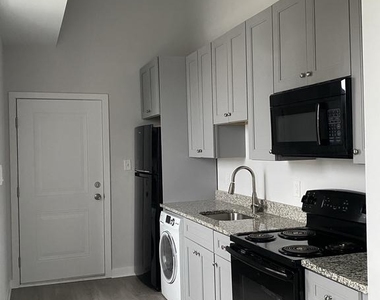 933 Belmont Avenue - Photo Thumbnail 5