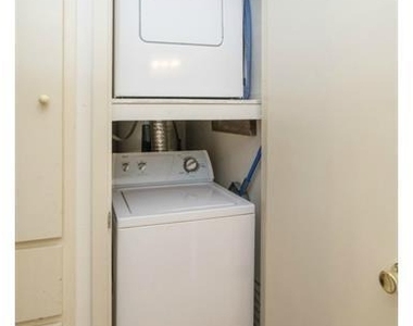 612 Park Pl - Photo Thumbnail 6