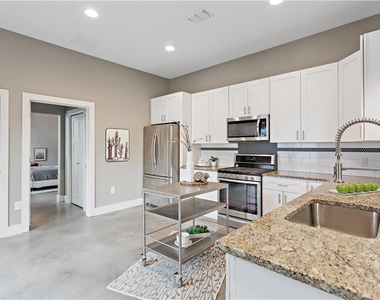 5109 Lott Ave - Photo Thumbnail 14