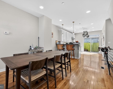 1923 S 6th Street - Photo Thumbnail 4