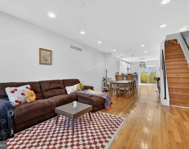 1923 S 6th Street - Photo Thumbnail 1