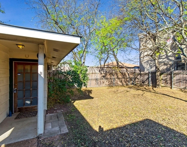 7808 Watson St - Photo Thumbnail 1
