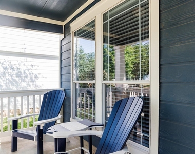 532 Sampson - Photo Thumbnail 1