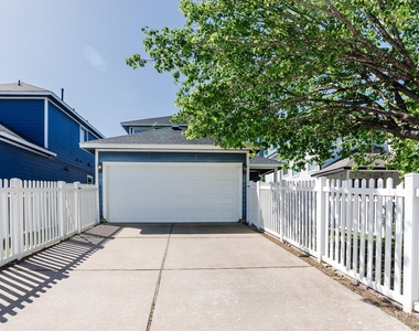 532 Sampson - Photo Thumbnail 36