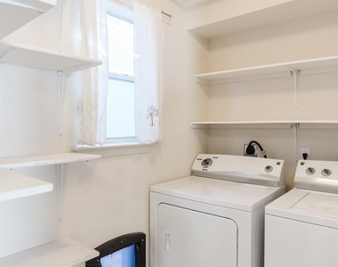 532 Sampson - Photo Thumbnail 15