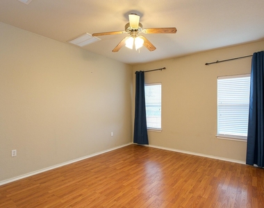10312 Lone Pine Ln - Photo Thumbnail 19
