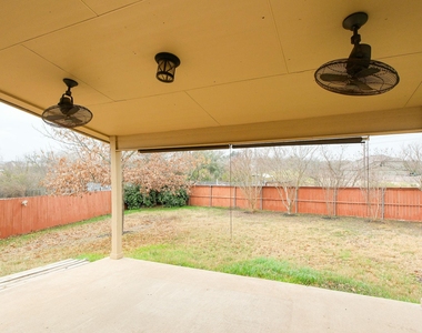 10312 Lone Pine Ln - Photo Thumbnail 16